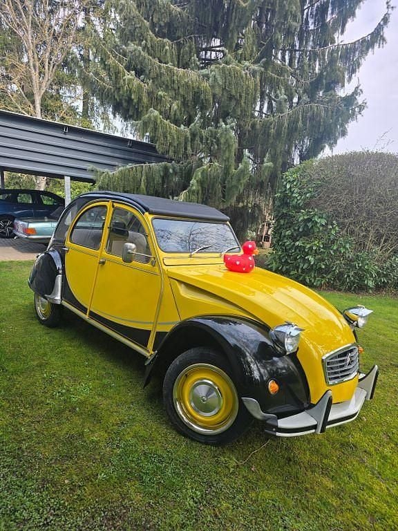 Second-hand Citroën 2CV 29 CP (21 kW) 1987 Galben Berlinǎ