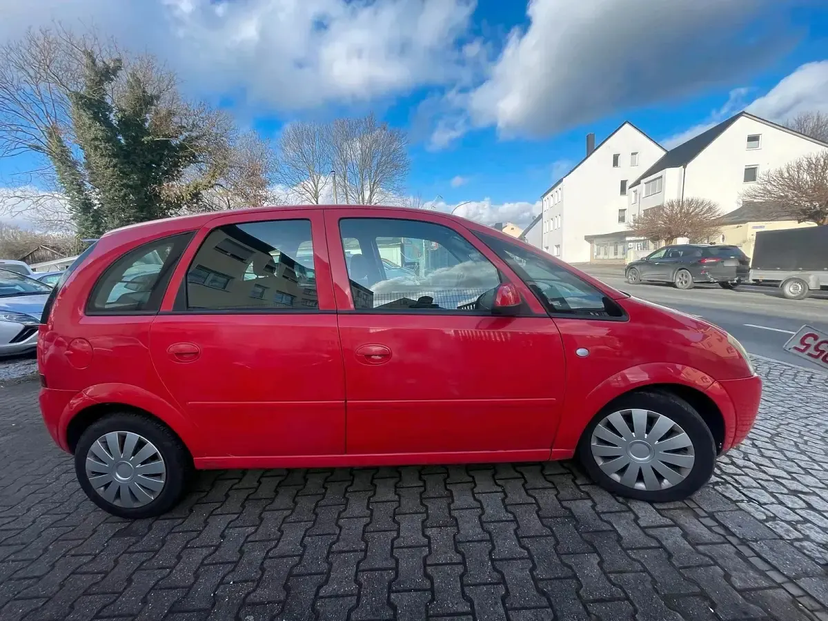 Second-hand Opel Meriva 105 CP (77 kW) 2006 Roșu Monovolum