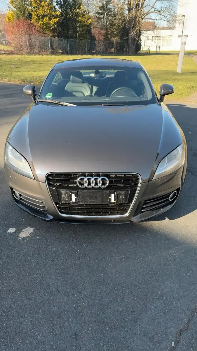 Używany Audi TT 211 KM (155 kW) 2012 Szary Coupe