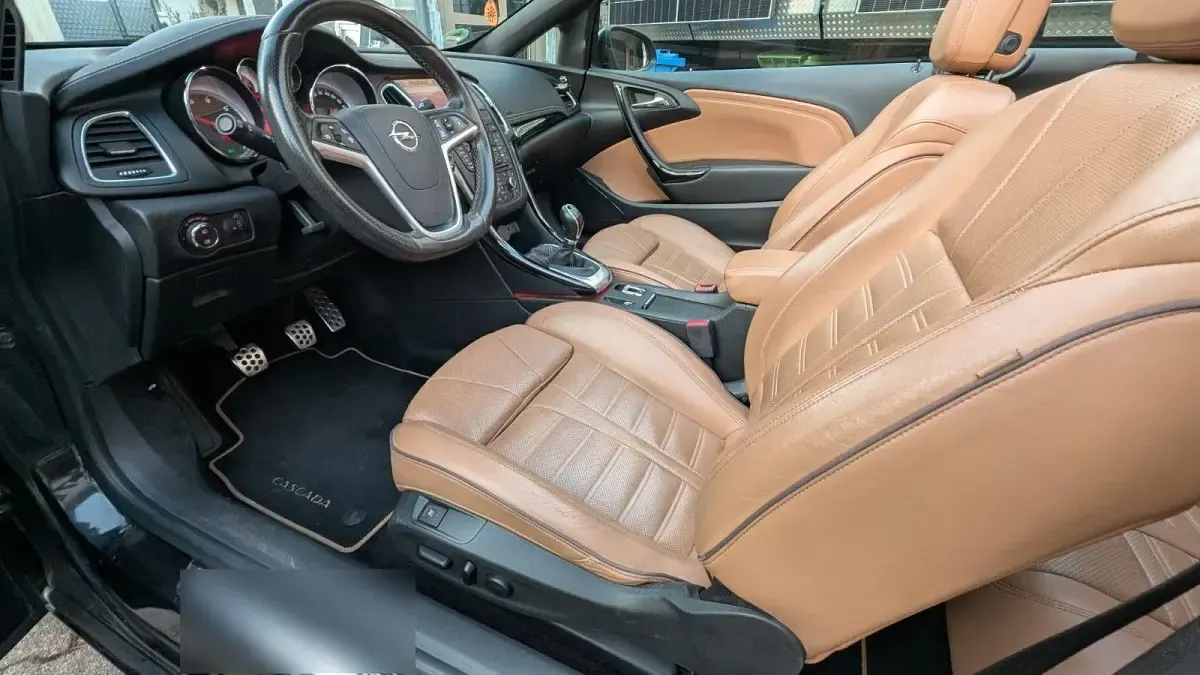 Gebraucht Opel Cascada 165 PS (121 kW) 2013 Schwarz Cabrio