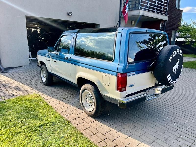 Gebraucht Ford Bronco 140 PS (102 kW) 1988 Blau SUV
