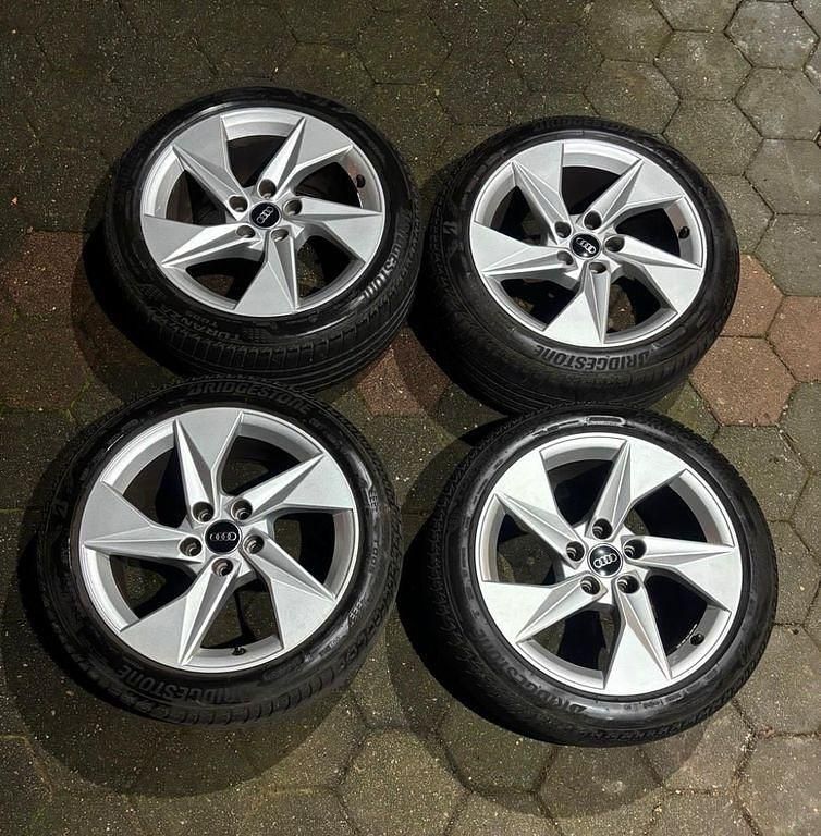 Gebraucht Audi A3 Edition .1 116 PS (85 kW) 2022 Schwarz Limousine