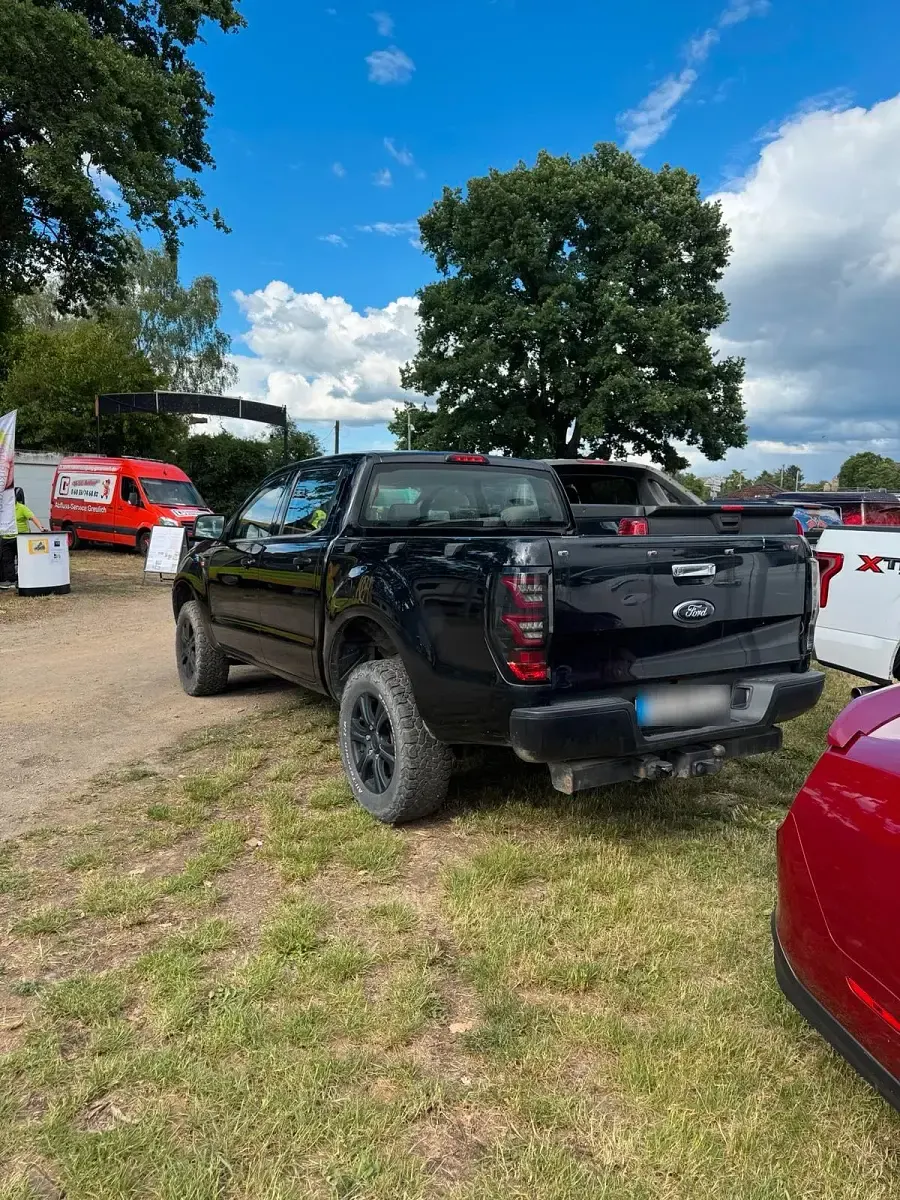 Gebraucht Ford Ranger 150 PS (110 kW) 2012 Schwarz Pickup