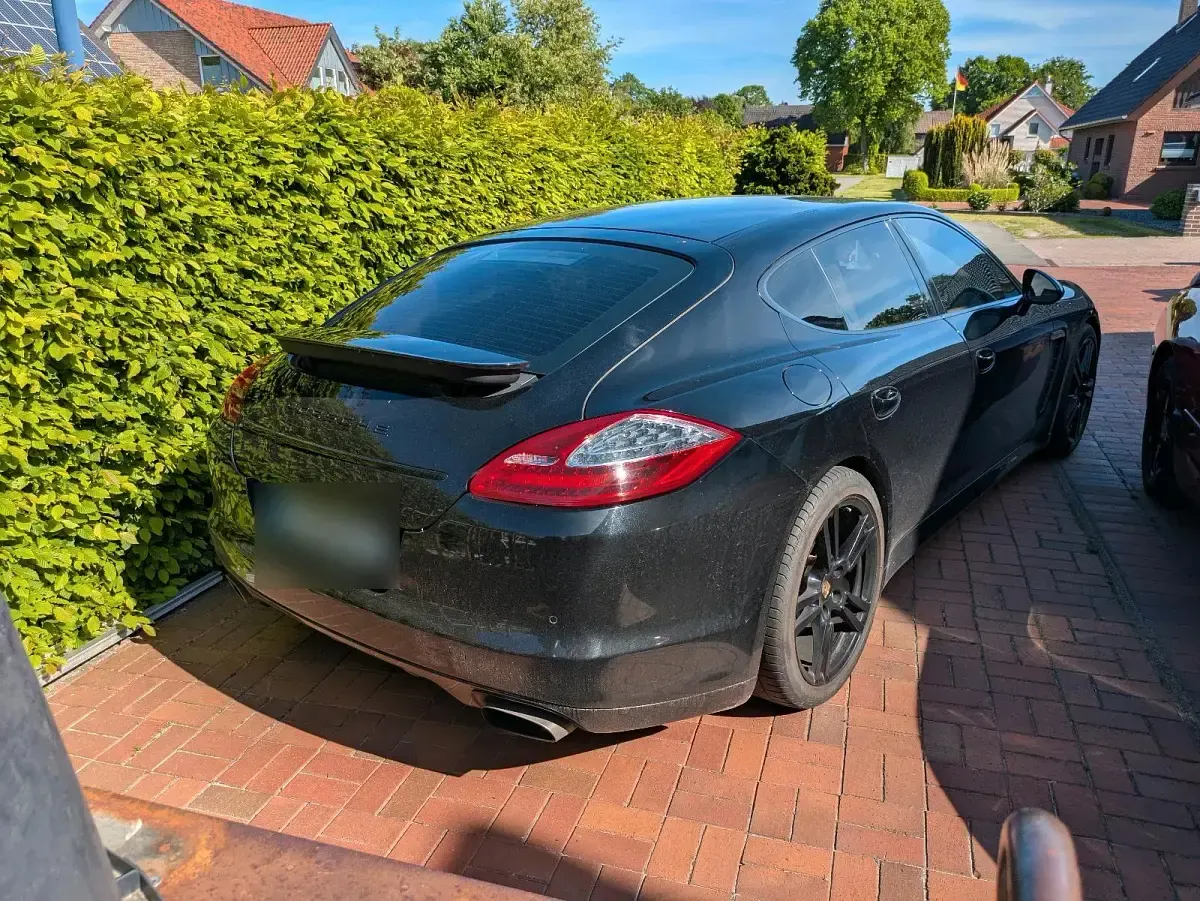 Gebraucht Porsche Panamera 4S 299 PS (219 kW) 2011 Schwarz Limousine