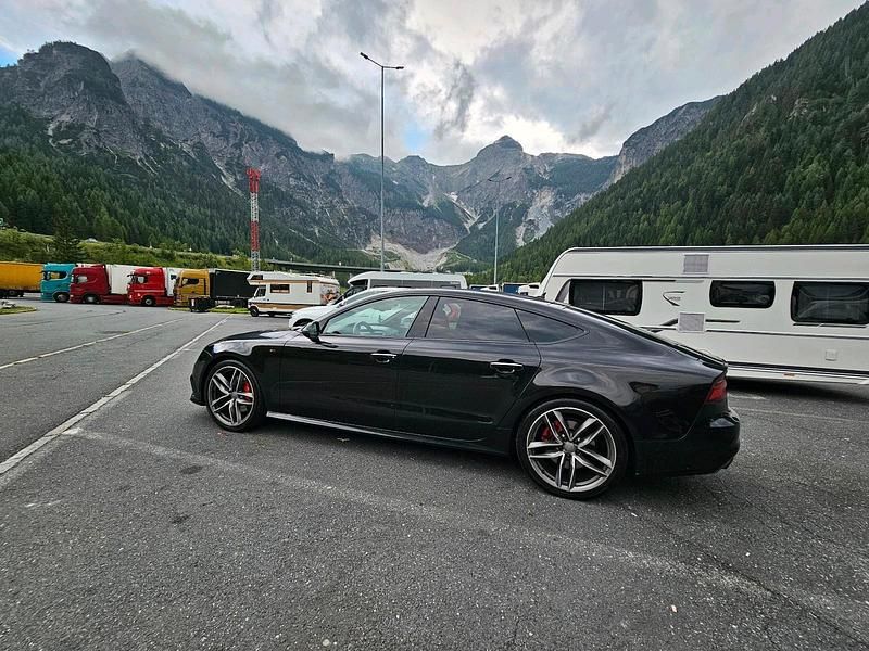 Second-hand Audi A7 272 CP (200 kW) 2017 Negru Hatchback