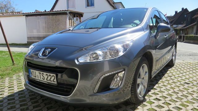 Gebraucht Peugeot 308 156 PS (114 kW) 2011 Grau metallic Limousine
