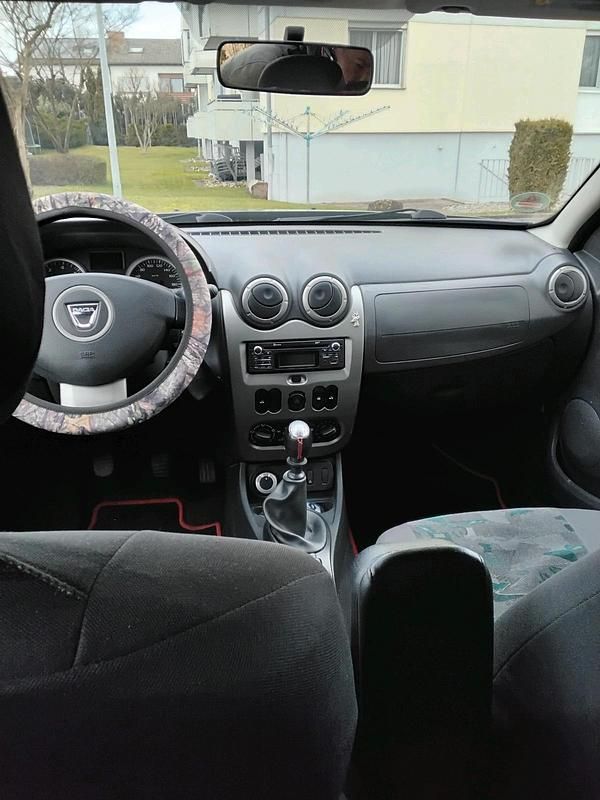 Gebraucht Dacia Duster 110 PS (80 kW) 2013 Grün SUV