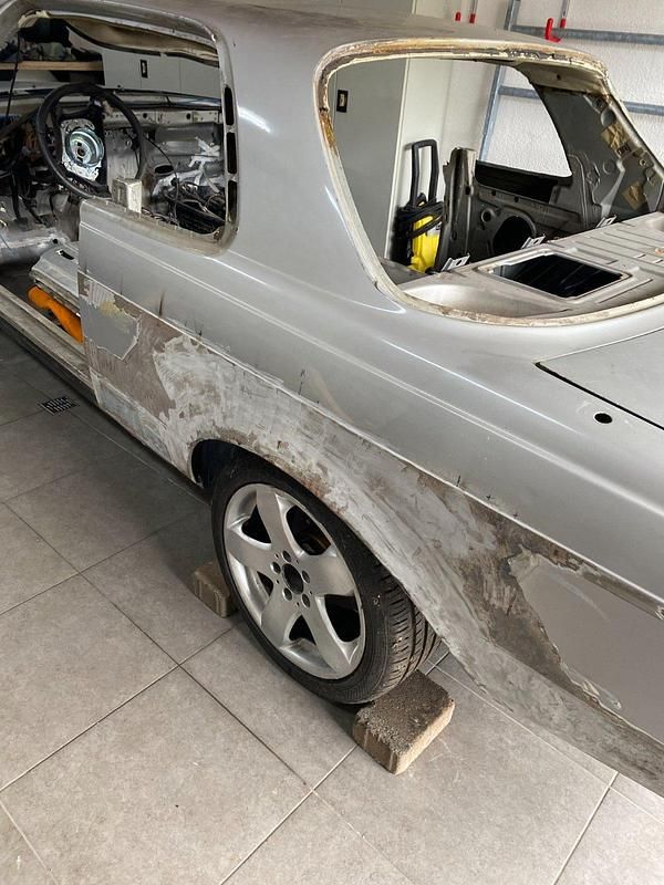 Gebraucht Mercedes 280 177 PS (130 kW) 1977 Coupé