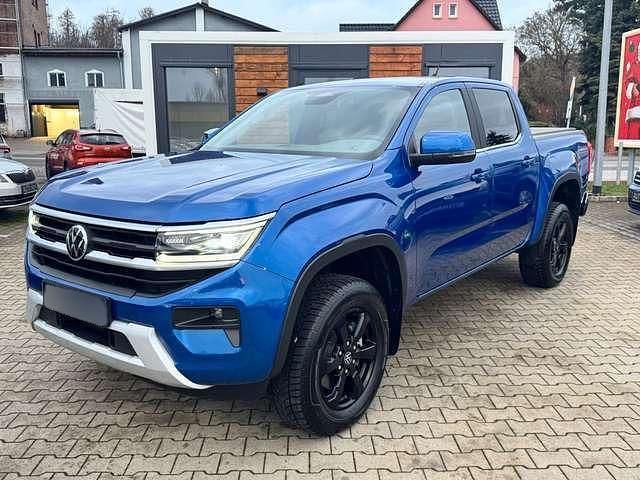 Gebraucht VW Amarok Style 241 PS (177 kW) 2024 Blau metallic Pickup