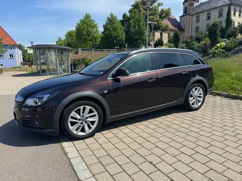 Gebraucht Opel Insignia Sport 170 PS (125 kW) 2015 Braun Kombi