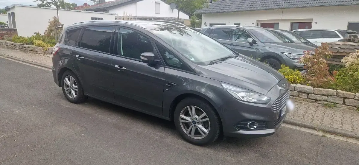 Gebraucht Ford S-MAX S 150 PS (110 kW) 2020 Schwarz Van / Kleinbus