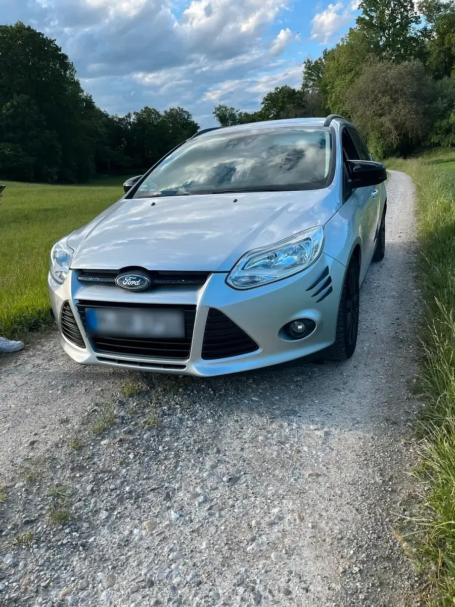 Gebraucht Ford Focus 116 PS (85 kW) 2011 Kombi