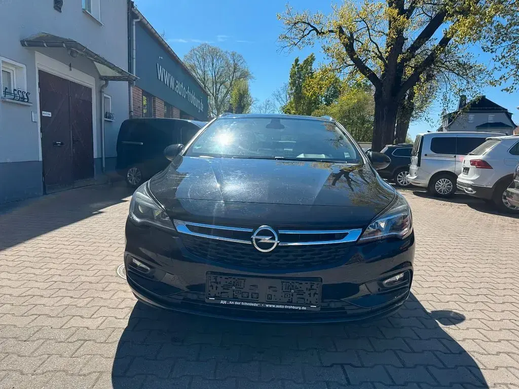 Usata Opel Astra Dynamic 110 CV (80 kW) 2017 Nero Station wagon