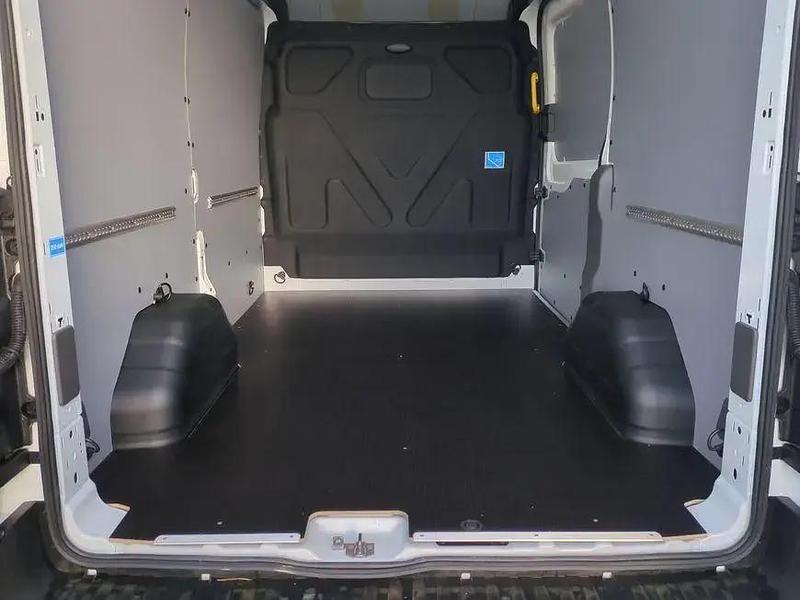 Gebraucht Ford Transit Trend 165 PS (121 kW) 2025 Weiß Abholung