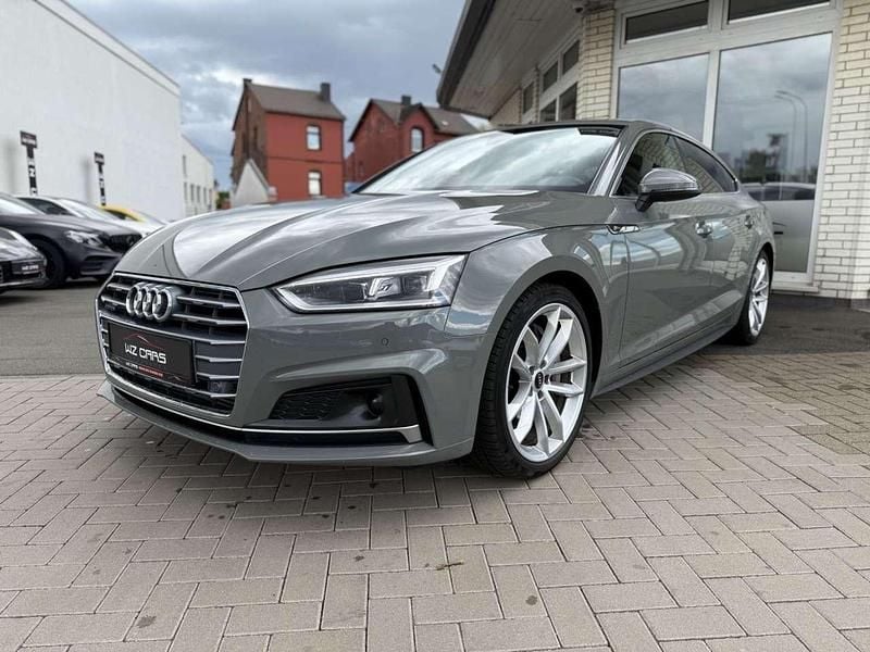 Quantumgrau Gebraucht 2019 Audi A5 Sport Coupé | 29.399 € (Guter Preis) - Bild 1/4