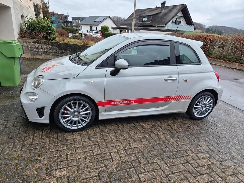 Gebraucht Abarth 595 165 PS (121 kW) 2023 Grau Kleinwagen