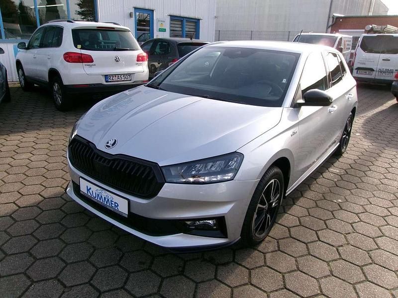 Neu Skoda Fabia Monte Carlo 116 PS (85 kW) 2025 Brilliantsilber metallic Kleinwagen