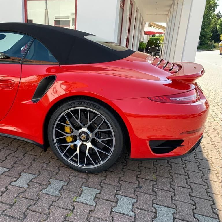 Gebraucht Porsche 911 560 PS (411 kW) 2014 Rot Cabrio