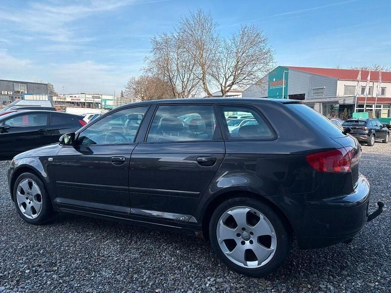 Gebraucht Audi A3 Sportback Ambition 105 PS (77 kW) 2004 Grau Kleinwagen