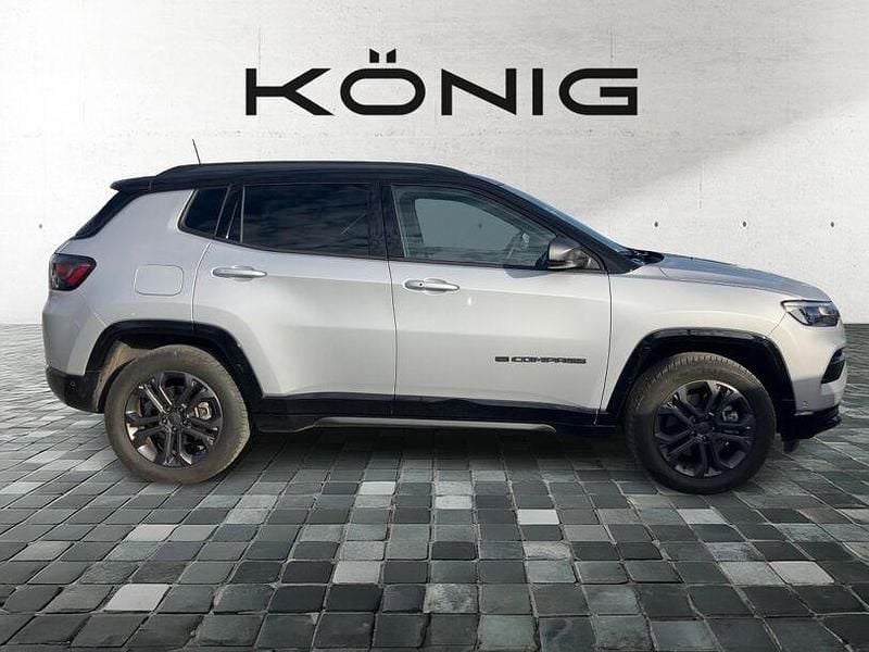 Gebraucht Jeep Compass 180 PS (132 kW) 2022 Silber SUV