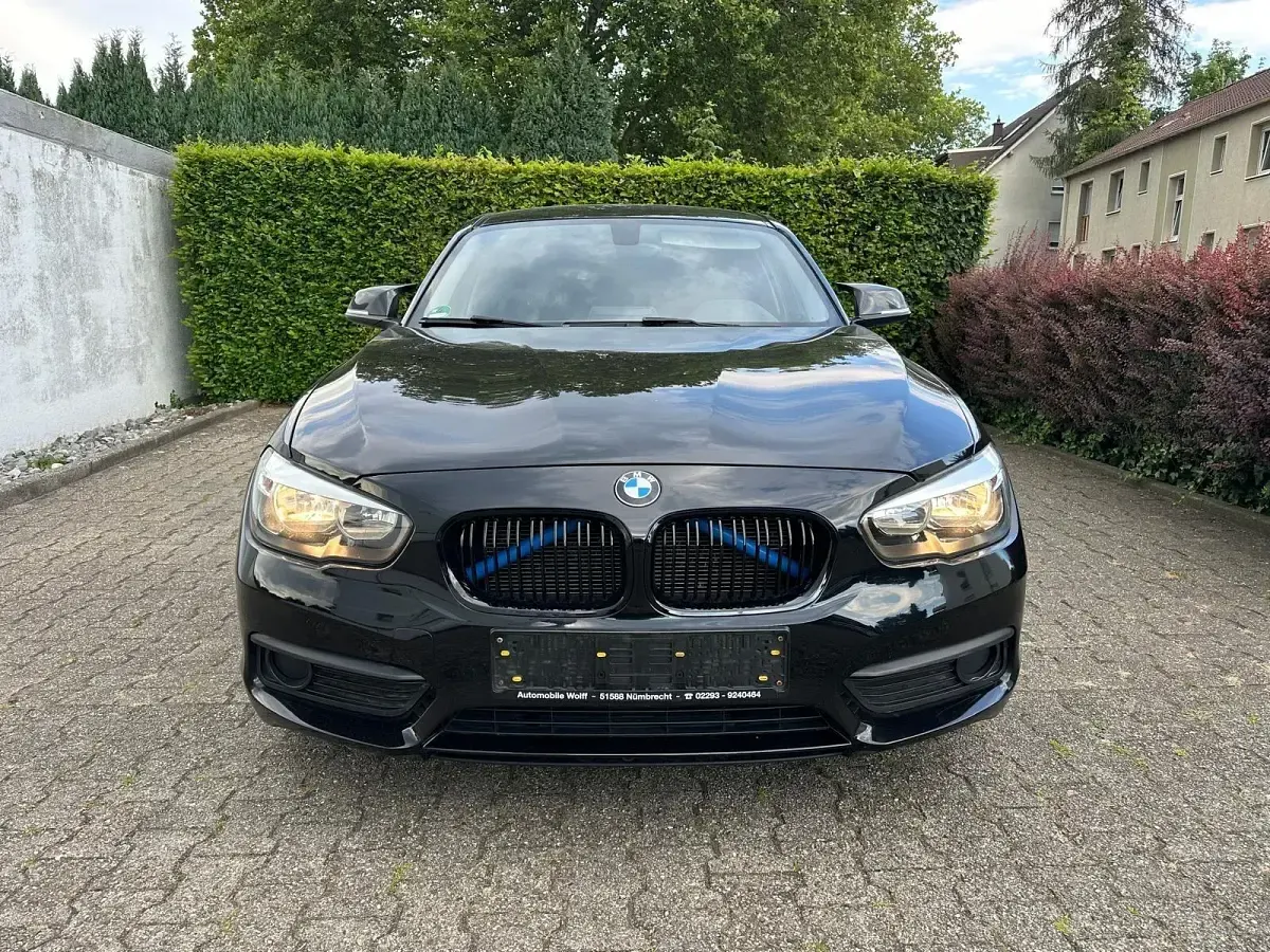 Gebraucht BMW 118 Advantage 136 PS (100 kW) 2017 Schwarz Kleinwagen