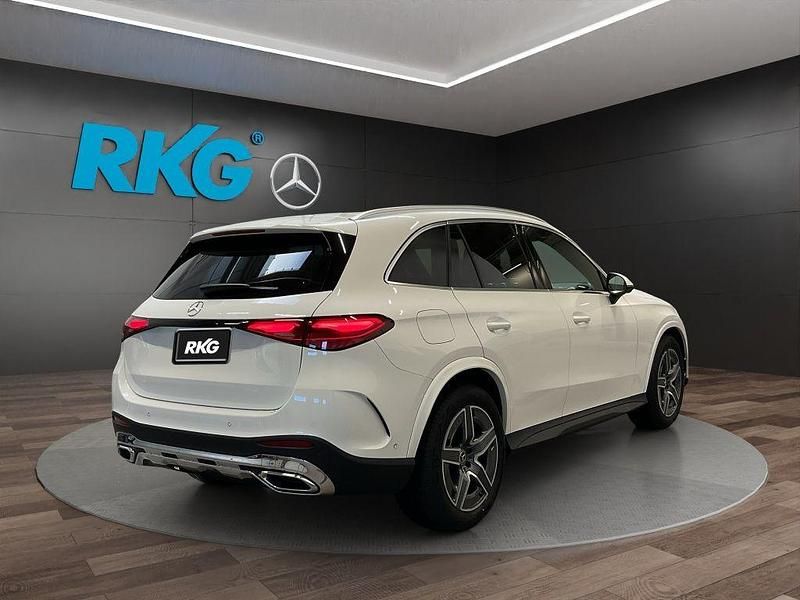 Gebraucht Mercedes GLC200 AMG 204 PS (150 kW) 2025 Weiß SUV