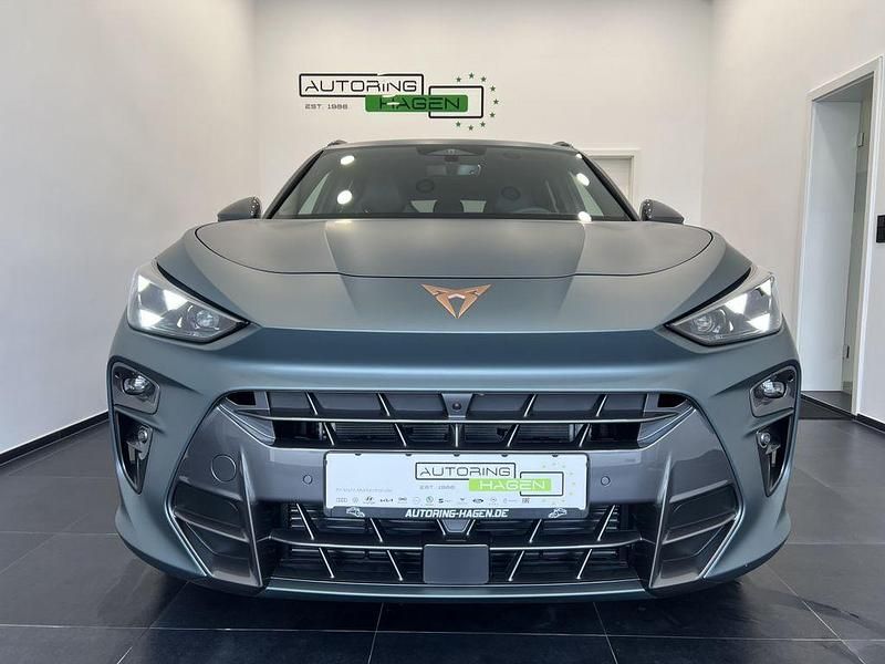Neu Cupra Terramar VZ2 265 PS (194 kW) 2025 Enceladus grau matt SUV