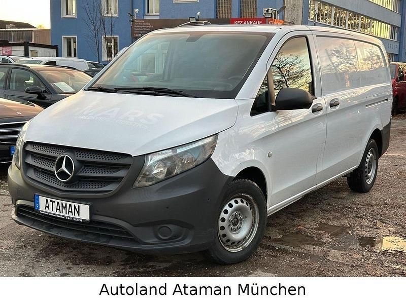 Weiß Gebraucht 2020 Mercedes Vito Van | 11.990 € (Etwas zu teuer) - Bild 1/4