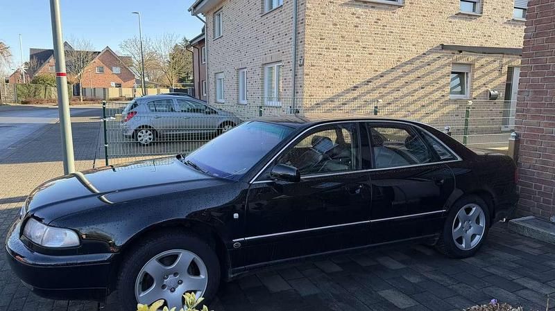 Gebraucht Audi A8 174 PS (127 kW) 1994 Schwarz Limousine