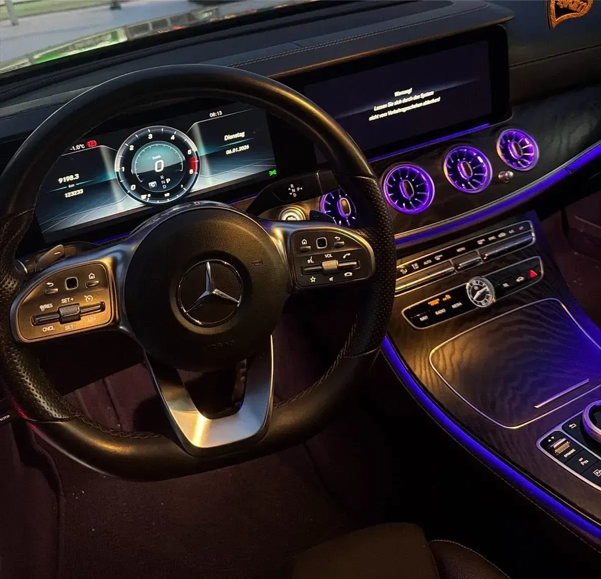 Gebraucht Mercedes E220 AMG line 194 PS (142 kW) 2019 Schwarz Kombi