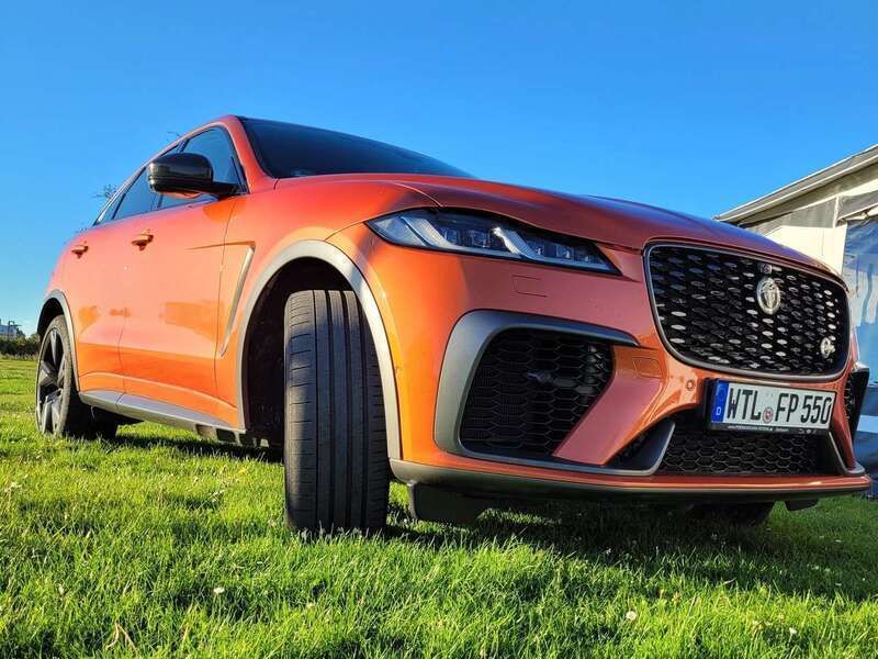Orange Gebraucht 2021 Jaguar F-Pace SVR SUV | 65.000 € (Teuer) - Bild 1/4