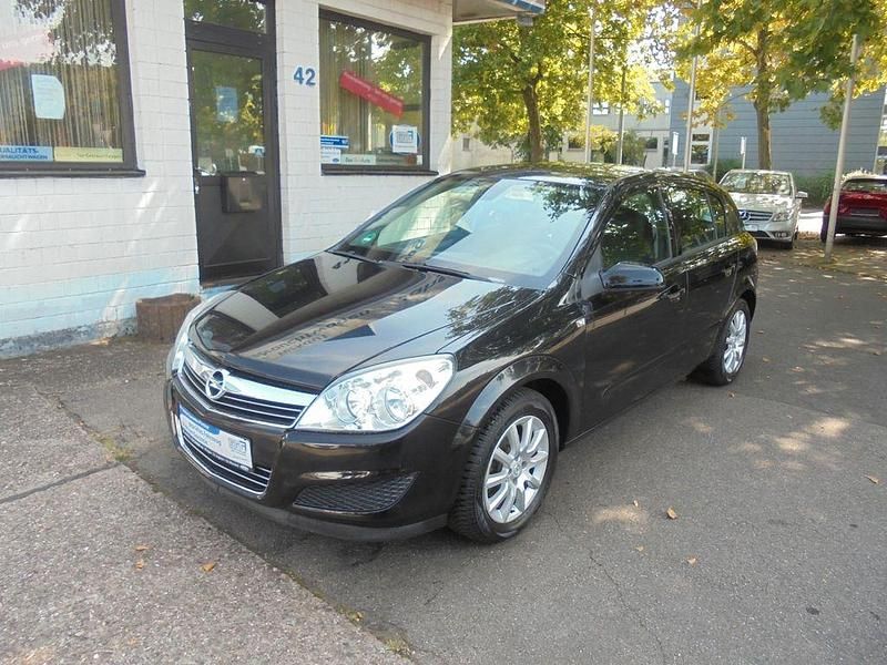 Schwarz Gebraucht 2009 Opel Astra Edition Limousine | 2.950 € (Fairer Preis) - Bild 1/4