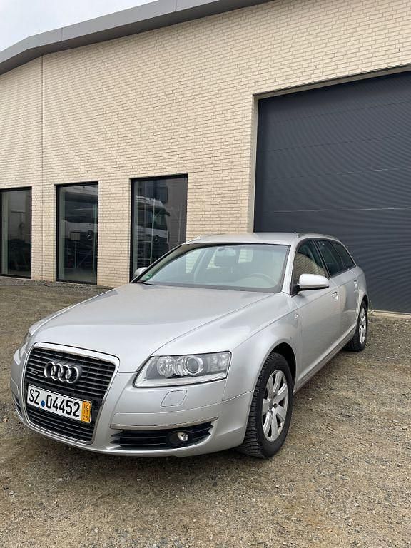 Silber Gebraucht 2006 Audi A6 Comfort Kombi | 7.390 € (Fairer Preis) - Bild 1/4