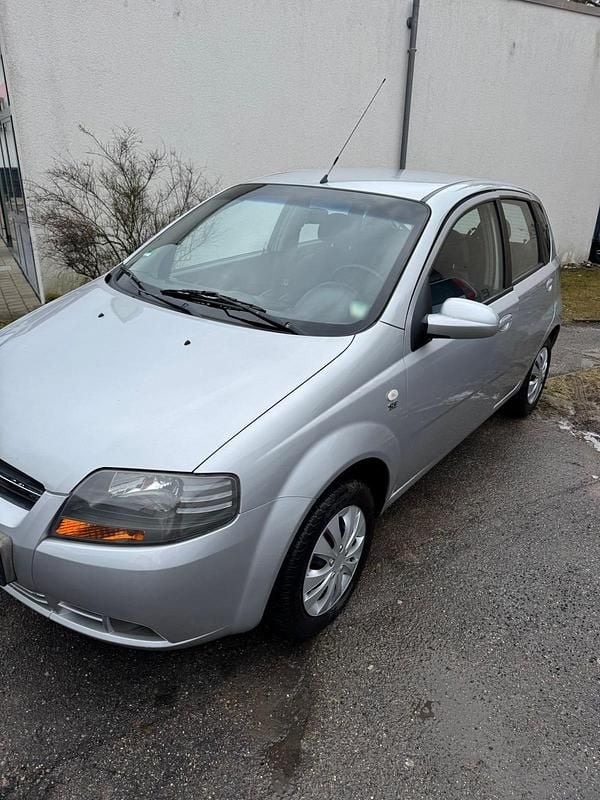 Gebraucht Chevrolet Kalos 75 PS (55 kW) 2006 Silber Kleinwagen