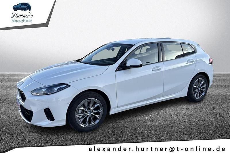 Weiß Gebraucht 2024 BMW 120 Performance Kleinwagen | 27.600 € (Superpreis) - Bild 1/4