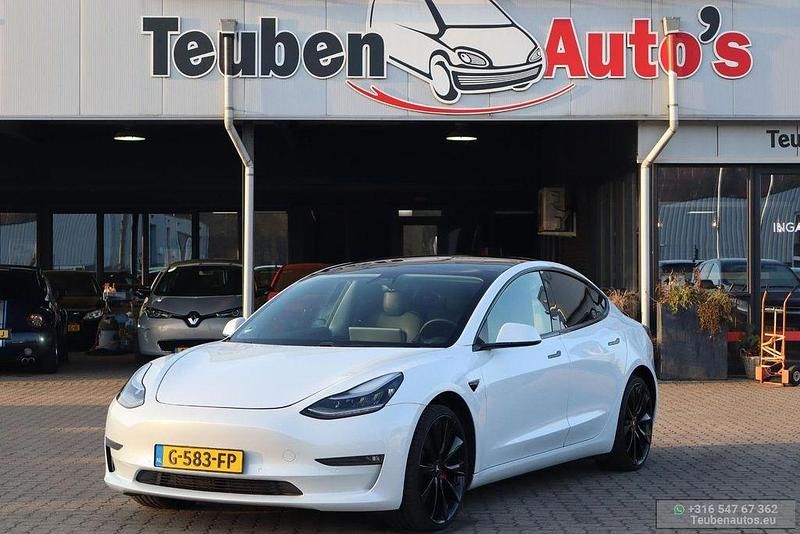 Gebraucht Tesla Model 3 Performance 339 kW (462 PS) 2019 Weiß Limousine