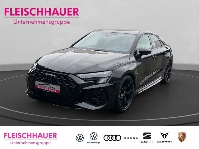 Schwarz Gebraucht 2024 Audi RS3 Advanced Kleinwagen | 61.900 € (Superpreis) - Bild 1/4