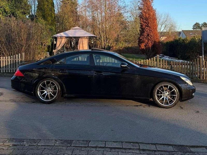 Gebraucht Mercedes CLS350 292 PS (214 kW) 2008 Obsidianschwarz  metalliclack Limousine