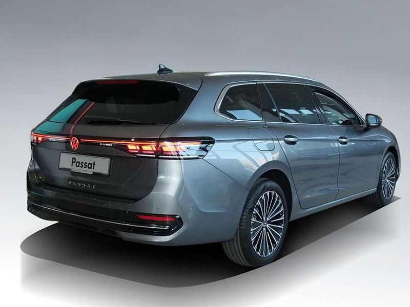Neu VW Passat Elegance 150 PS (110 kW) 2026 Diabasgrau metallic Kombi