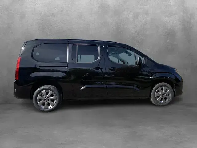 Neu Opel Combo 131 PS (96 kW) 2026 Karbon schwarz Van / Kleinbus