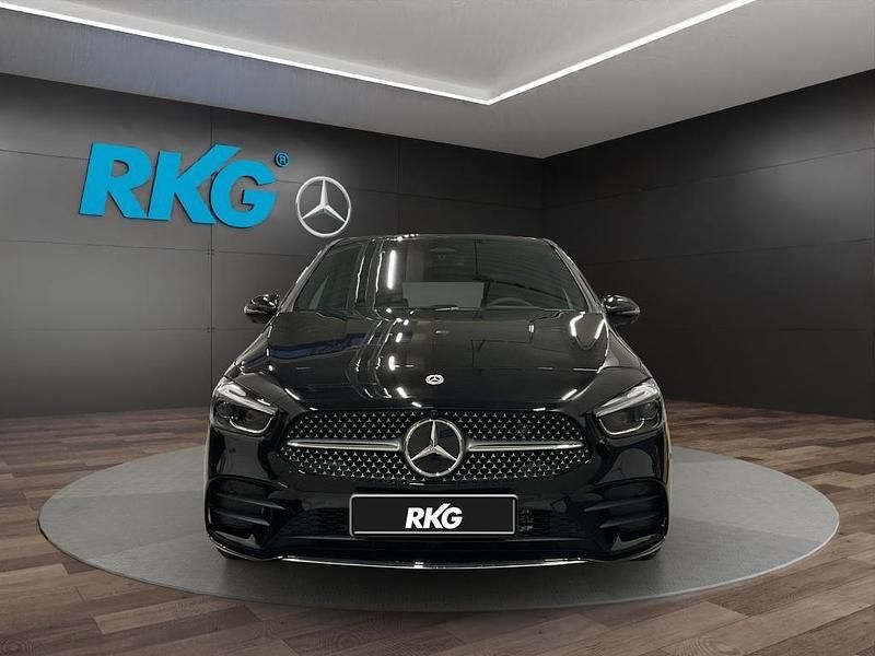 Gebraucht Mercedes B220 AMG 190 PS (139 kW) 2025 Schwarz Van / Kleinbus