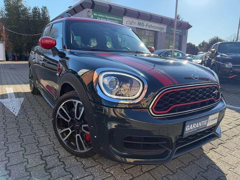 Grün Gebraucht 2020 Mini John Cooper Works Countryman SUV | 24.998 € (Fairer Preis) - Bild 1/4