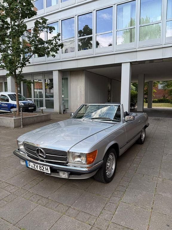 Silber Gebraucht 1979 Mercedes SL350 Cabrio | 27.800 € - Bild 1/4
