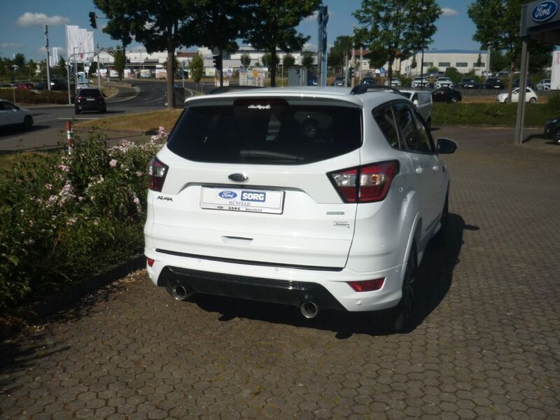 Gebraucht Ford Kuga ST-Line 150 PS (110 kW) 2019 Weiß SUV