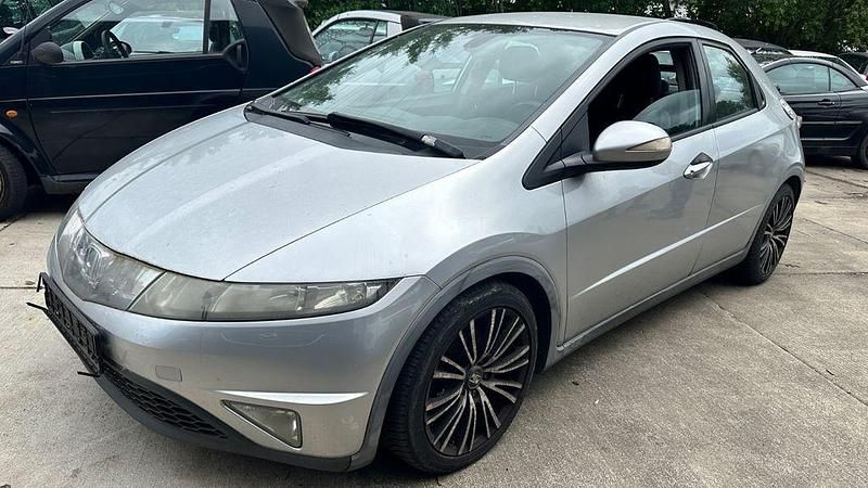 Silber Gebraucht 2008 Honda Civic Sport Limousine | 1.800 € (Superpreis) - Bild 1/4