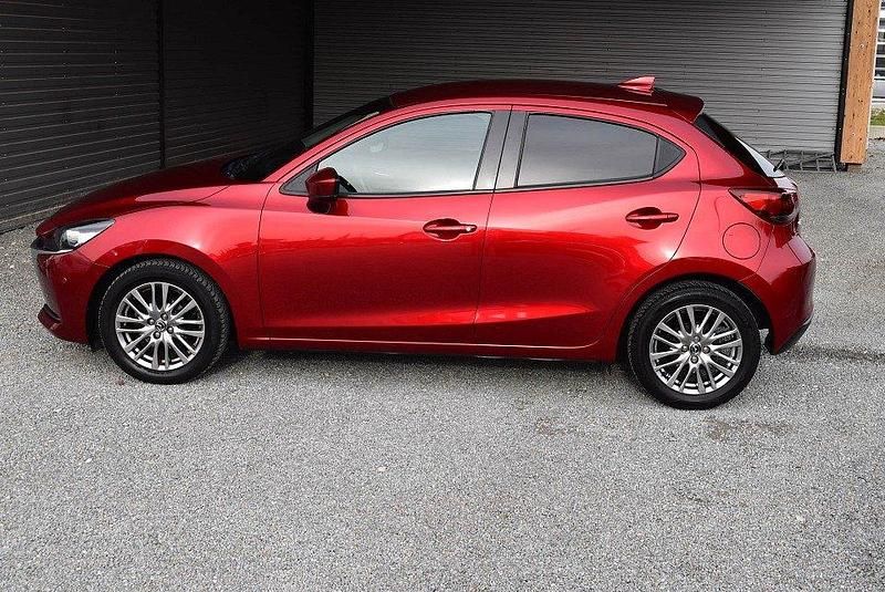 Gebraucht Mazda 2 Kizoku 90 PS (66 kW) 2021 Rot Kleinwagen
