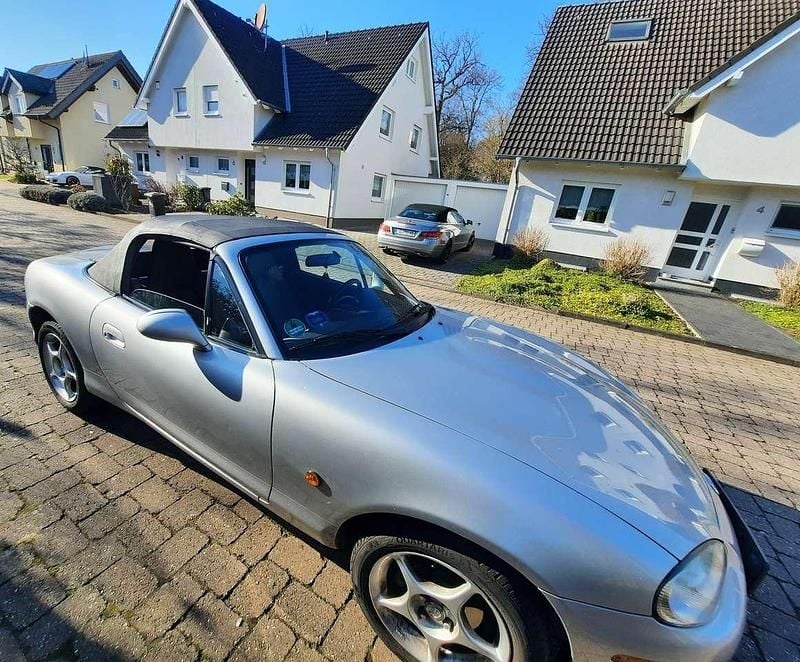 Gebraucht Mazda MX5 110 PS (80 kW) 2002 Silber Cabrio