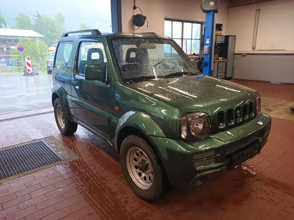 Gebraucht Suzuki Jimny Club 86 PS (63 kW) 2009 Grün SUV