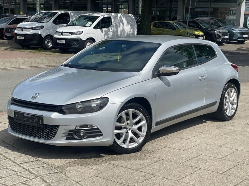 Silber Gebraucht 2009 VW Scirocco Coupé | 4.500 € (Superpreis) - Bild 1/4