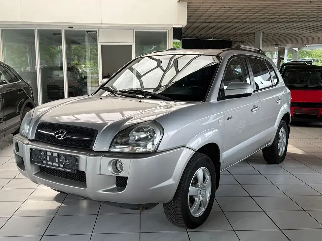 Gebraucht Hyundai Tucson GLS 141 PS (103 kW) 2007 Silber SUV